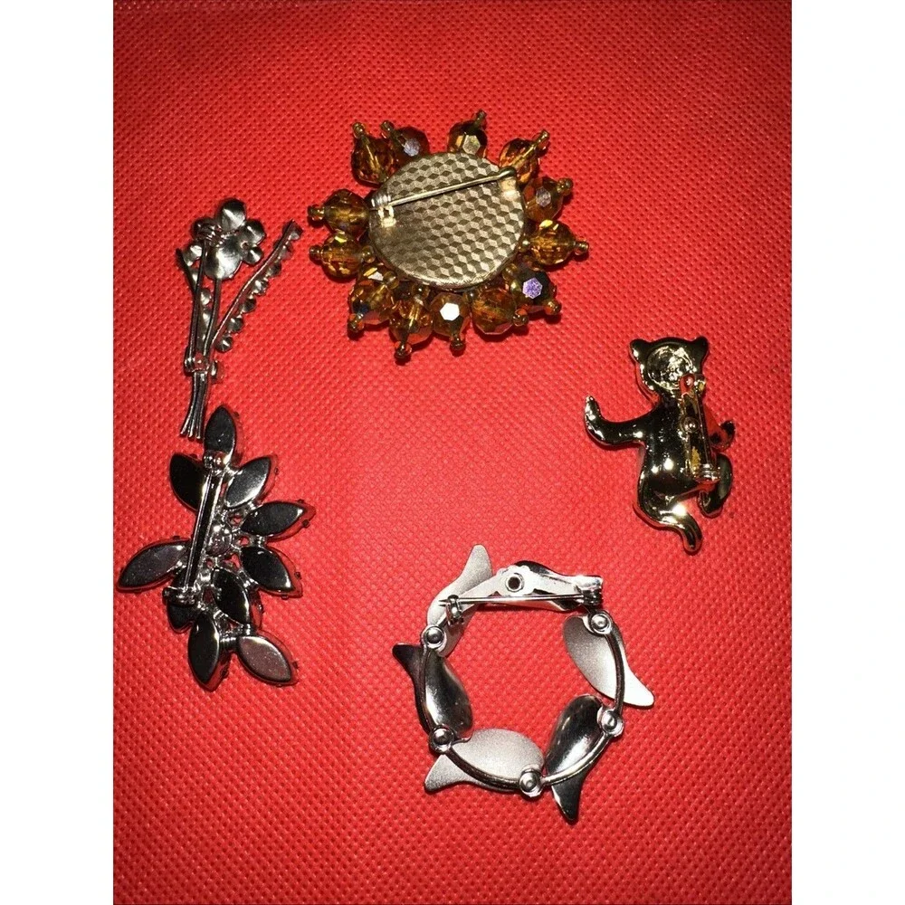 Silver tone Brooches 5 Pieces, Vintage,
